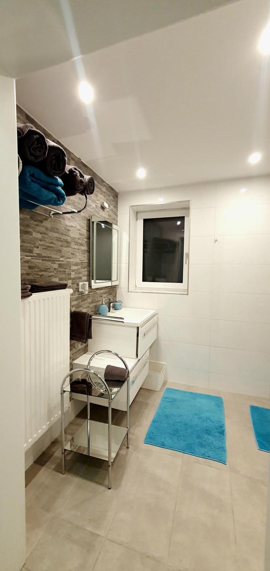 3-Zimmer- Wohnung In Traun, Naehe Linz Und Wels Luaran gambar