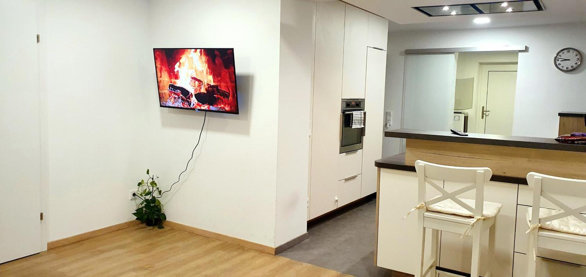 3-Zimmer- Wohnung In Traun, Naehe Linz Und Wels Luaran gambar