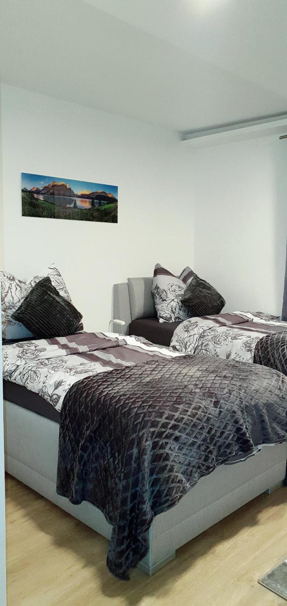 3-Zimmer- Wohnung In Traun, Naehe Linz Und Wels Luaran gambar